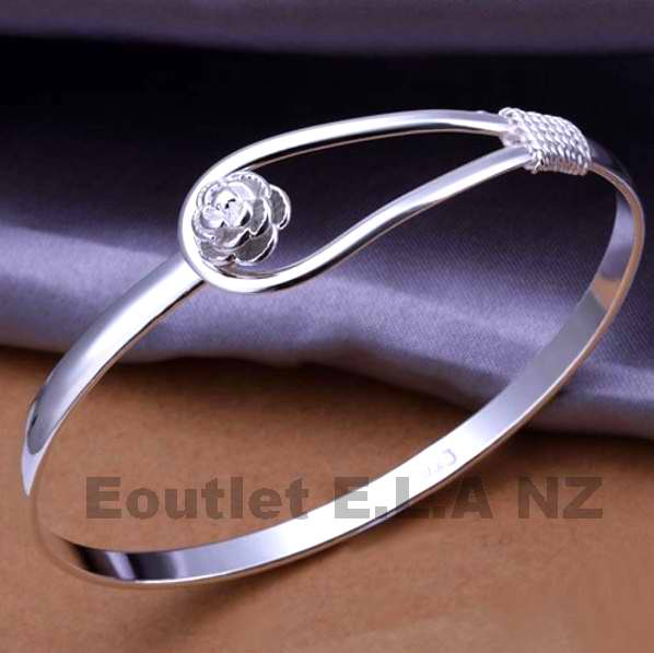 BEAUTIFUL CAMELLIA SILVER BANGLE